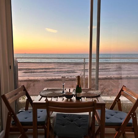 Mettons Les Voiles - Appt Vue Mer Avec Loggia Bernieres-sur-Mer Luaran gambar