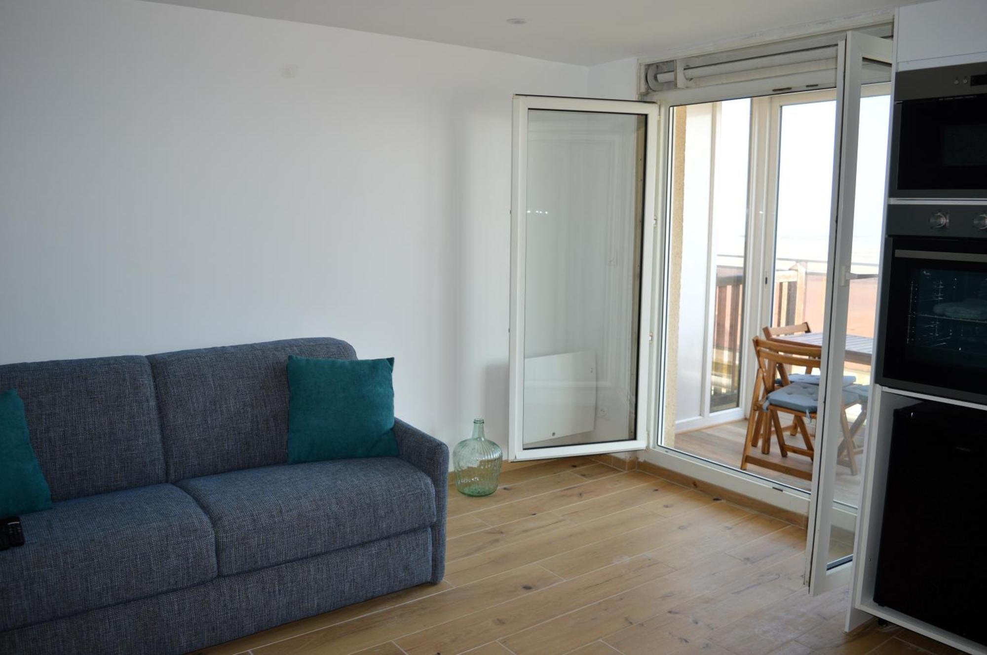 Mettons Les Voiles - Appt Vue Mer Avec Loggia Bernieres-sur-Mer Luaran gambar